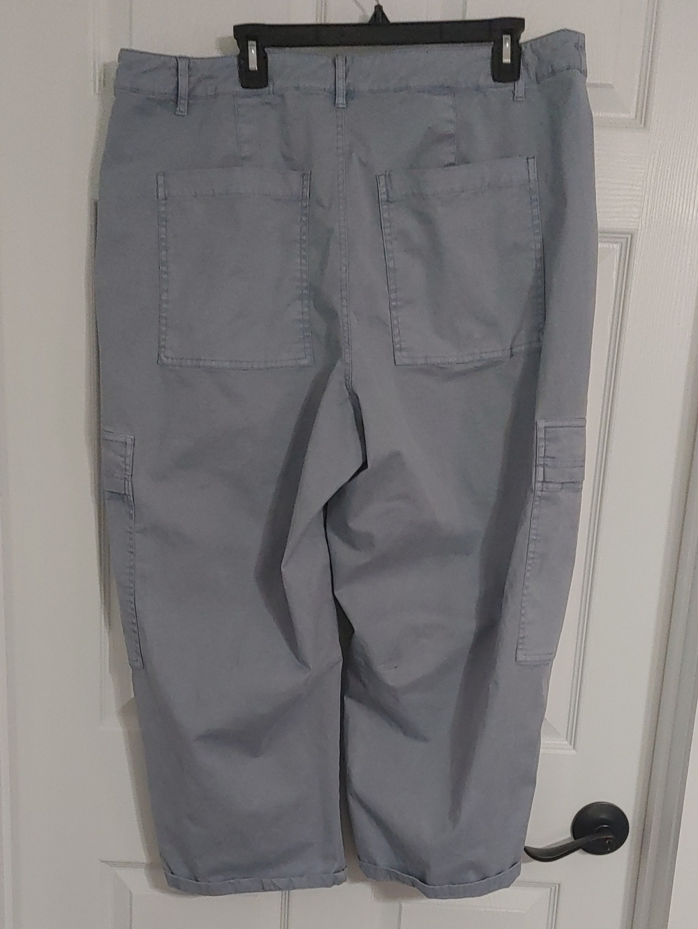 Universal Thread Light Blue Barrel Leg Cargo Pants Like New - Picture 3 of 5